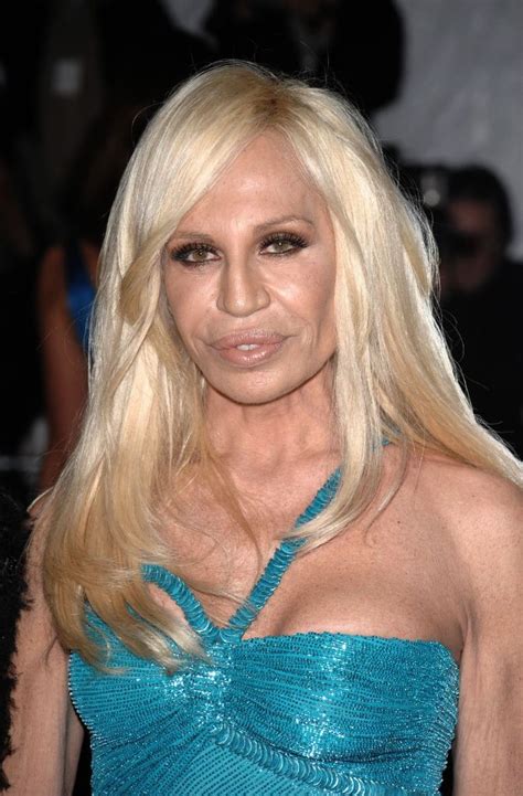 donatella versace sulla serie|does donatella still own versace.